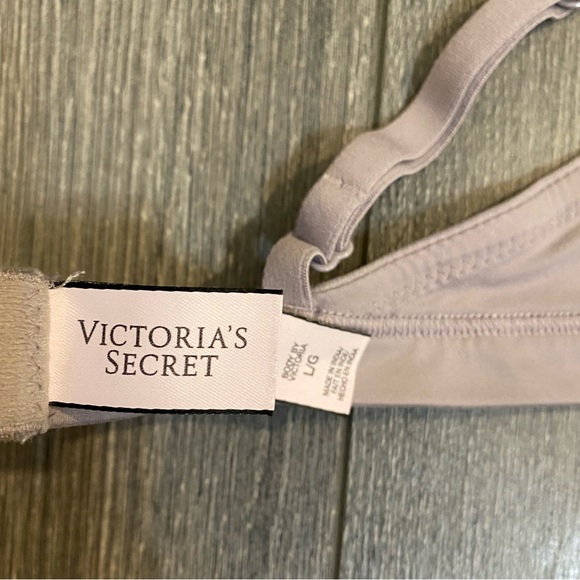 VICTORIAS SECRET • Lace Bralette - Picture 6 of 8